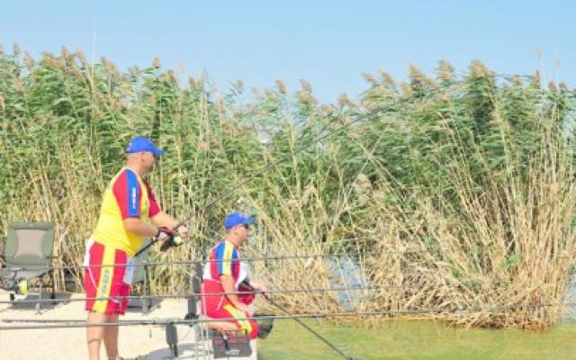 România, campioană la pescuit crap pe lacul lui Cârstocea